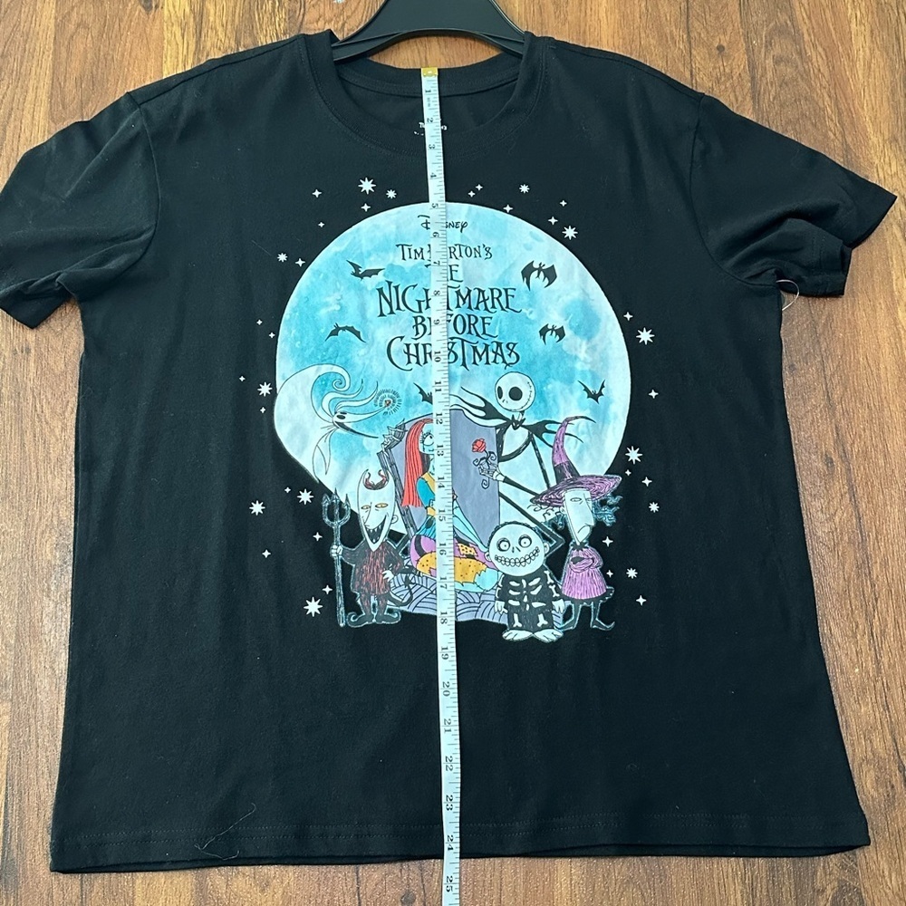 Disney Black T-Shirt with Nightmare Before Christmas Design - Picture 6 of 9